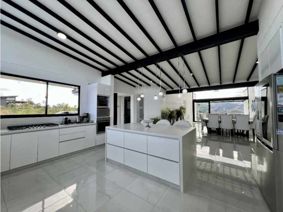 CASA CAMPESTRE EN EL RETIRO — foto 6