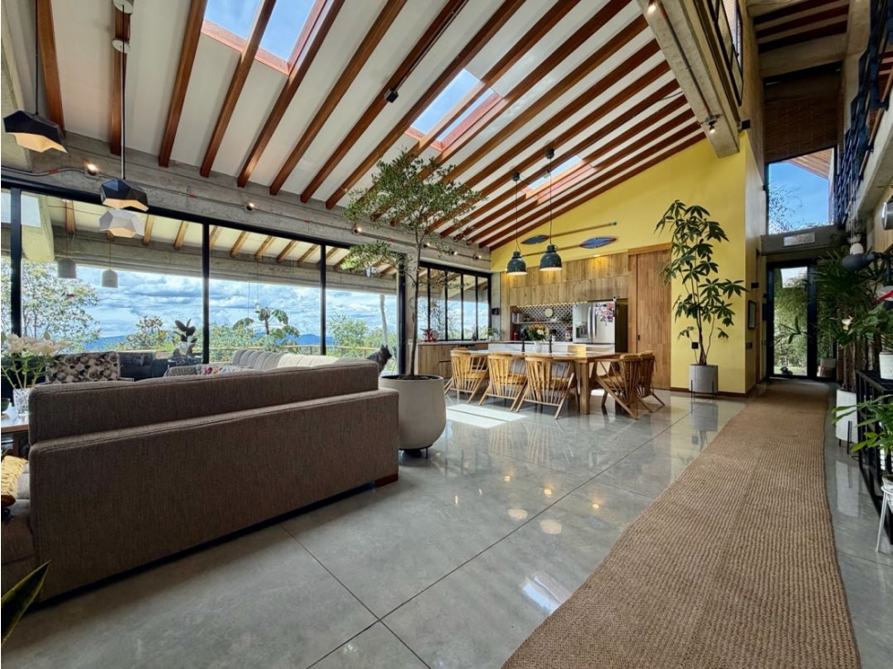 Casa campestre en Envígado Alto Del Escobero