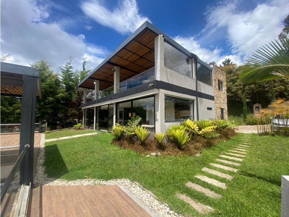 Casa campestre en Guarne Antioquía vendo