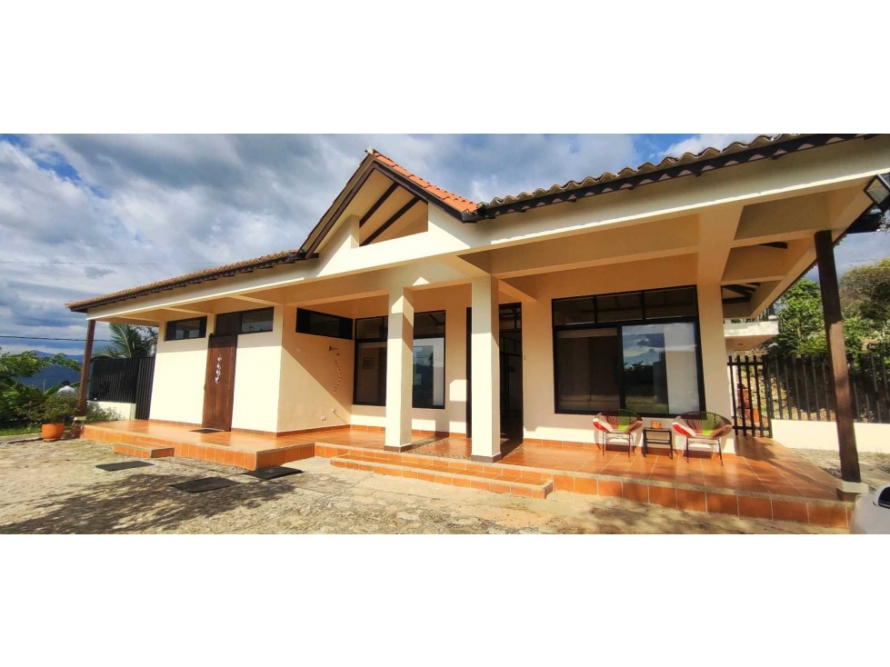 Casa campestre en #lamesacundinamarca 1000 M2 en 1599 millones.