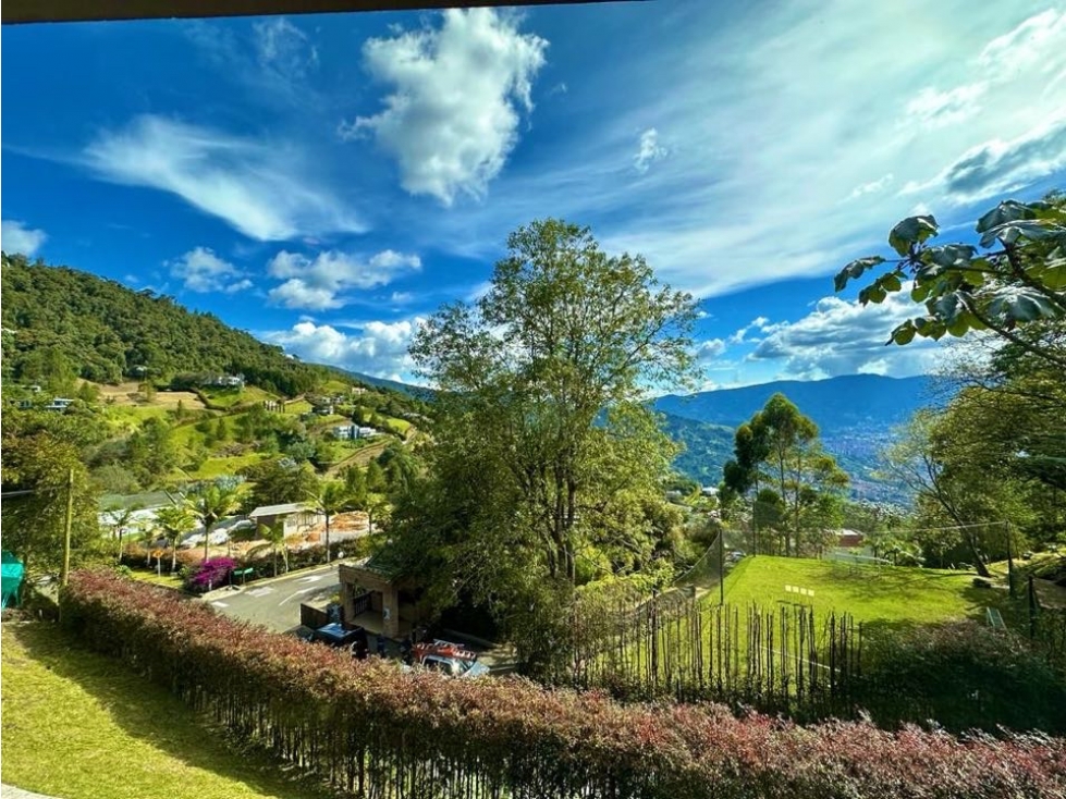 Casa Campestre en Las Palmas para la venta con vista la ciudad - 4