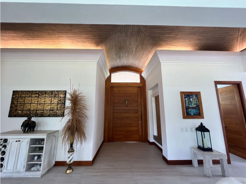 Casa Campestre en Llanogrande para Arriendo - 1