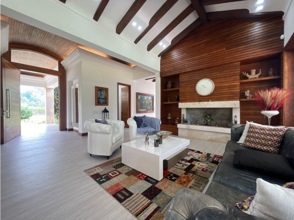 Casa Campestre en Llanogrande para Arriendo - 3