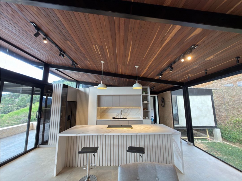 Casa campestre en lote de 3.028 m² a 15 minutos de Caldas Ant — foto 2