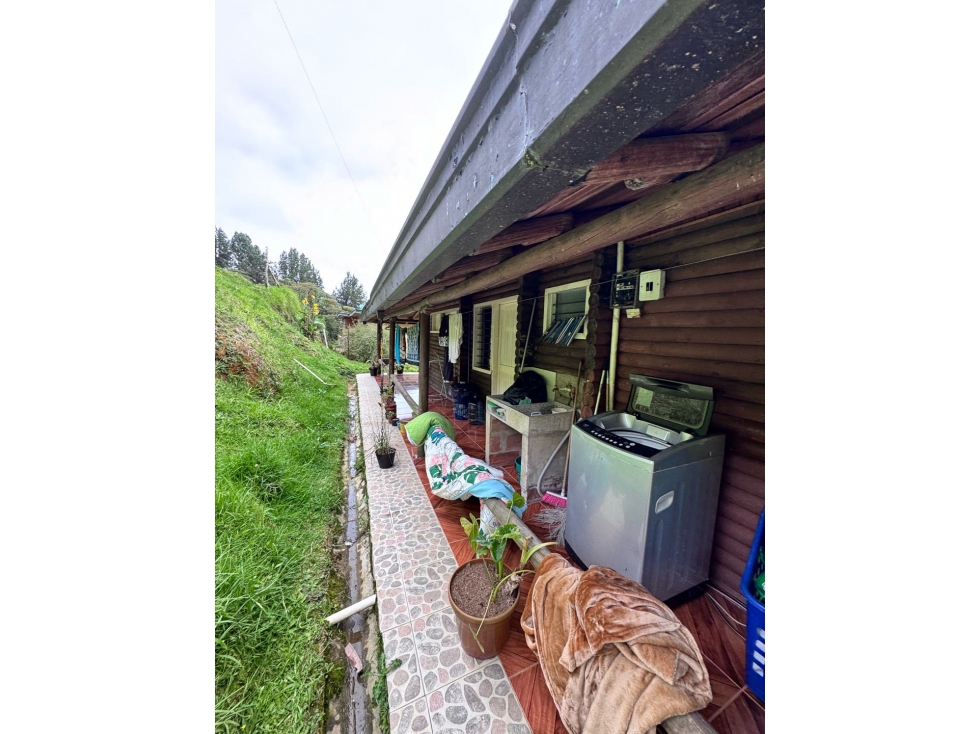 Casa campesina en el Alto de la Virgen Guarne Antioquía — foto 5