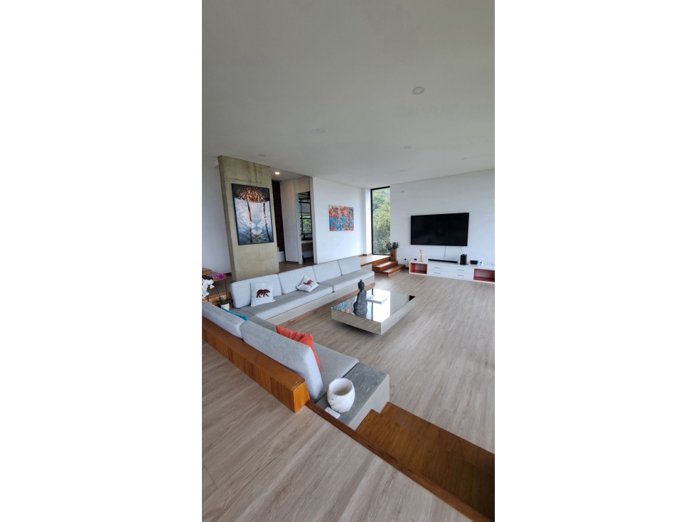 Casa campestre en parcelación cerrada en venta Yumbo Valle Colombia - 2