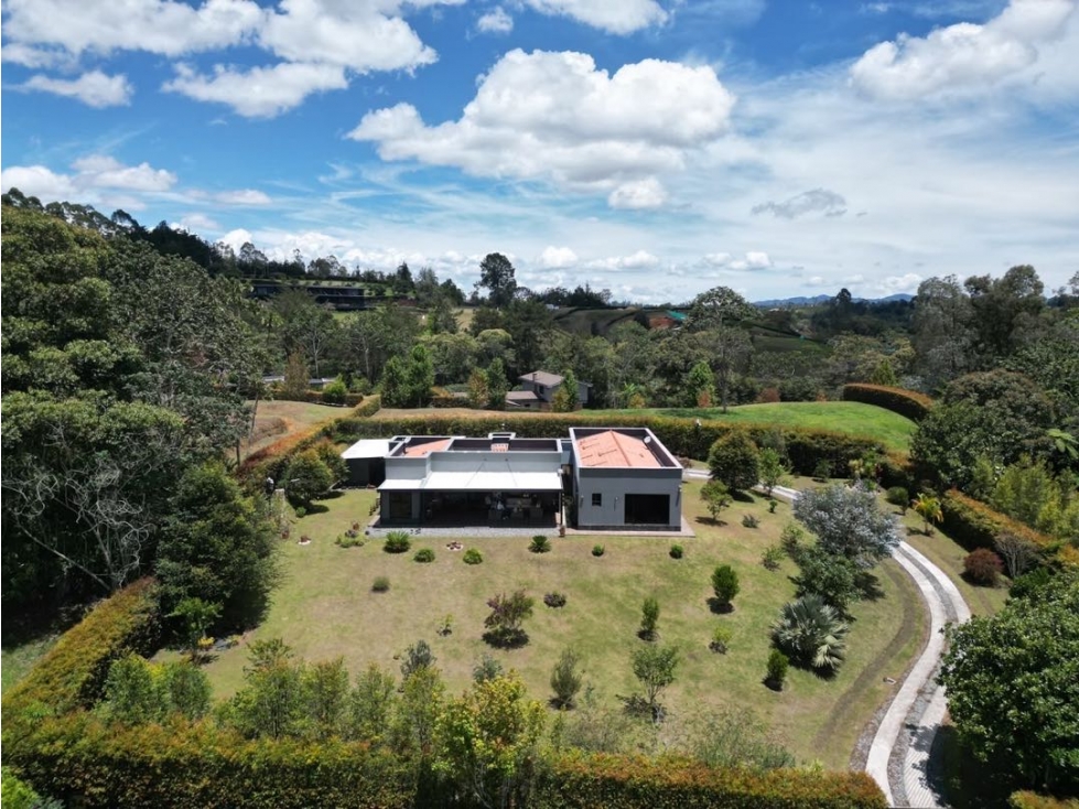 Casa campestre en Parcelación cerrada La Ceja — foto 4