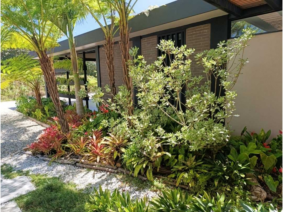 VENDO Casa en Parcelacion cerca a La Ceja, 330m² + 42m² de deck. — foto 4