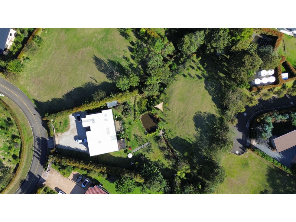 Casa campestre en unidad cerrada via san Antonio la ceja LDC — foto 3