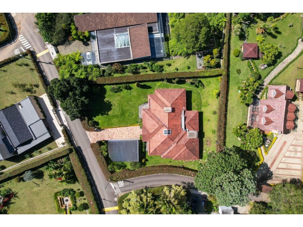 Casa campestre en unidad cerrada en el retiro — foto 2