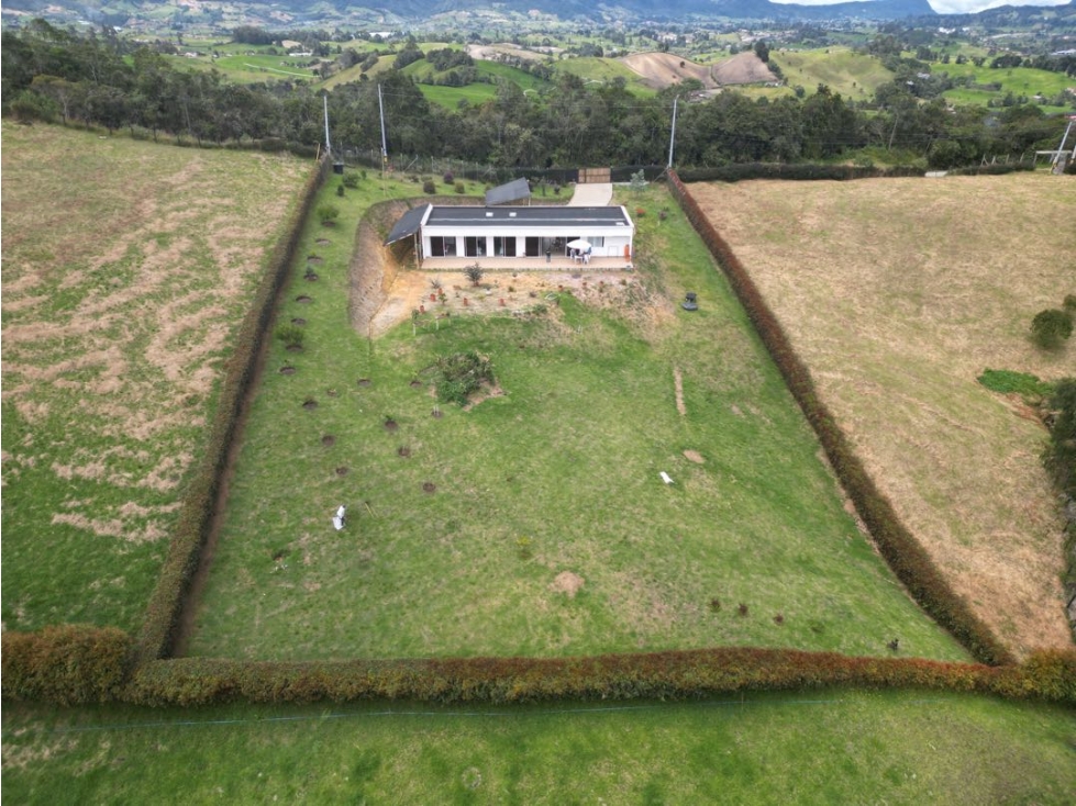 Casa campestre en urbanización abierta La Ceja