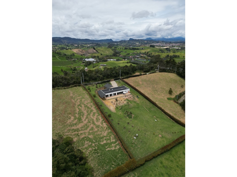 Casa campestre en urbanización abierta La Ceja — foto 4