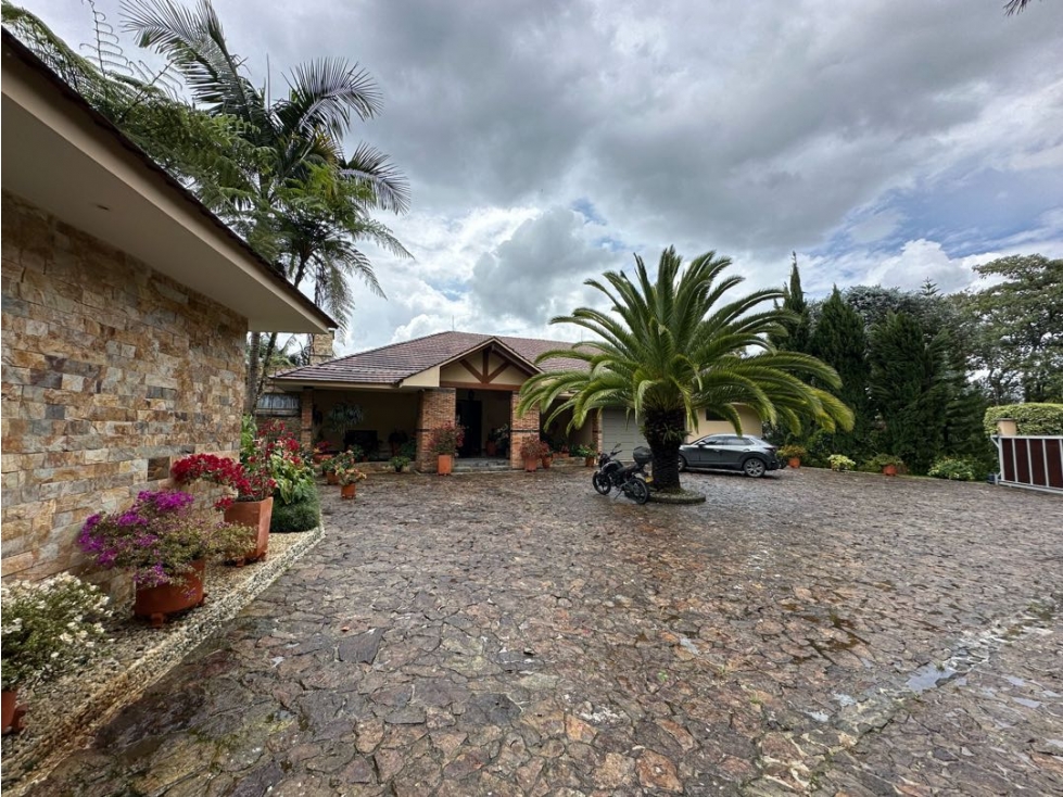 Casa campestre en venta Llanogrande
