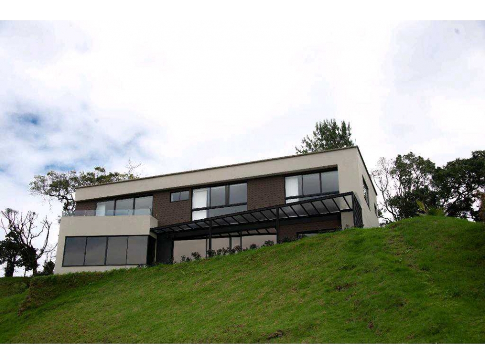 Casa Campestre En Venta, Alto de Palmas - Envigado