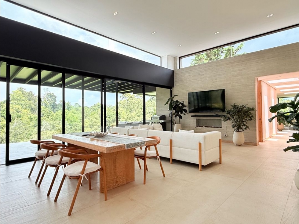 Casa Campestre en Venta Alto de las Palmas 450m2 Construidos — foto 3