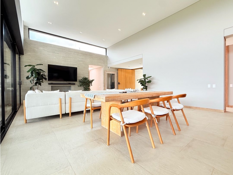 Casa Campestre en Venta Alto de las Palmas 450m2 Construidos — foto 6