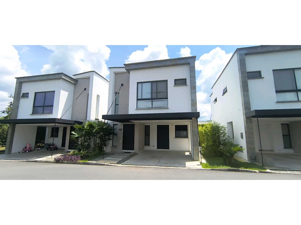 CASA MODERNA PARA ESTRENAR EN VENTA, ARMENIA SECTOR CAIMO