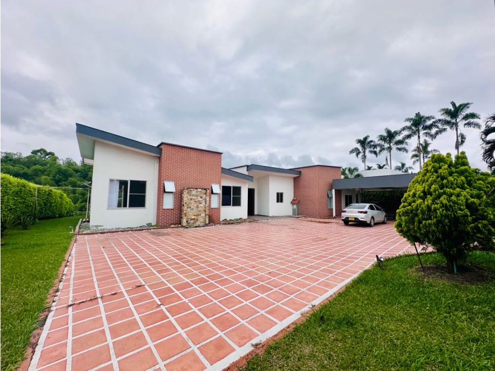 CASA CAMPESTRE CON PISCINA CONDOMINIO EN COMBIA — foto 2