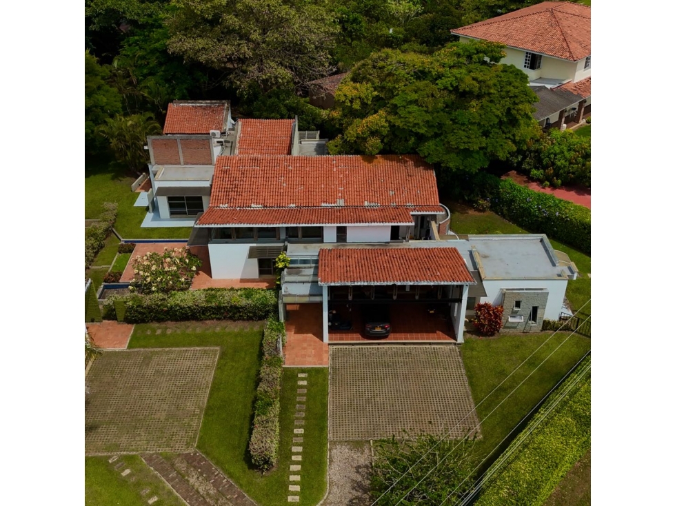 Casa Campestre en Venta con Riachuelo. Las Mercedes, Jamundí