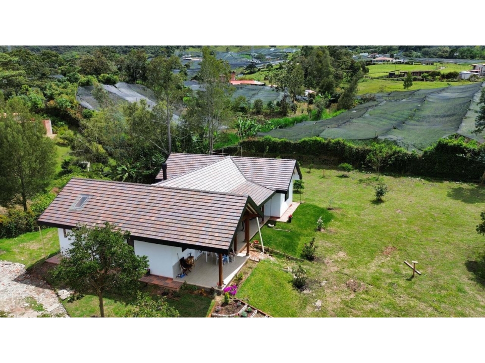 Casa campestre en venta El Carmen de Viboral, Vereda El Cerro — foto 3