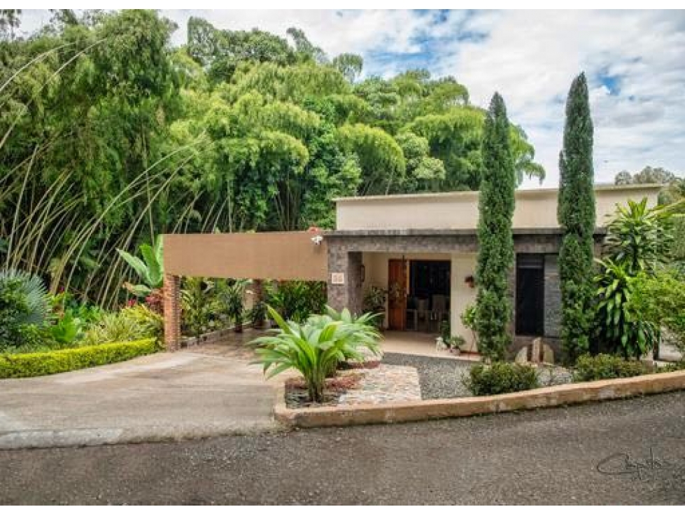 Casa campestre en venta El Tigre Cerritos Pereira