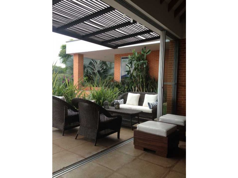 ARRIENDO CASA CAMPESTRE EN CONDOMINIO CERRITOS, PEREIRA