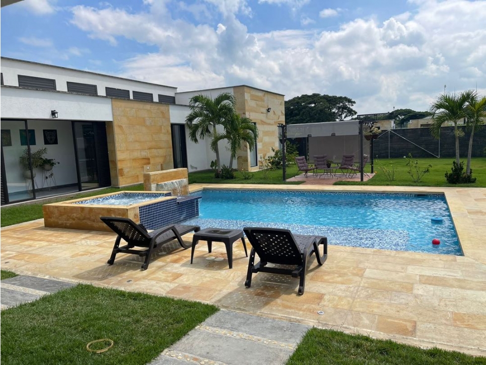 Casa campestre en venta en condominio cerrado - Rozo Palmira Valle - 1