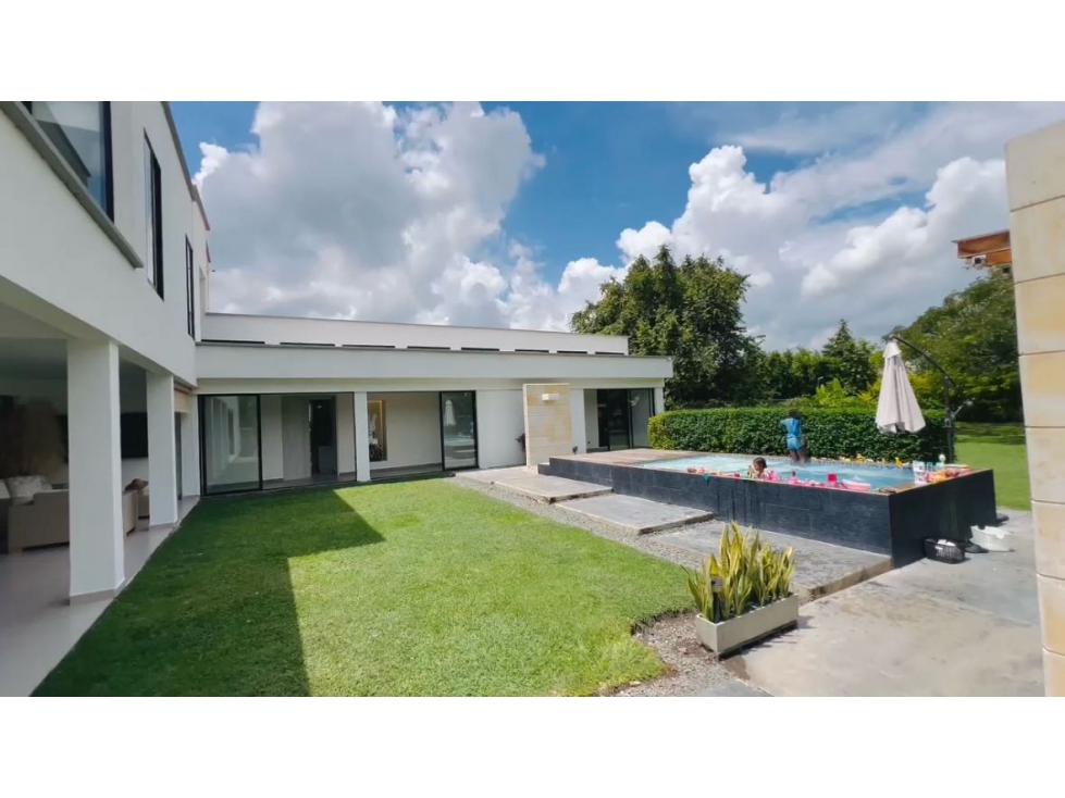 Casa campestre en venta en condominio cerrado - Rozo Palmira Valle