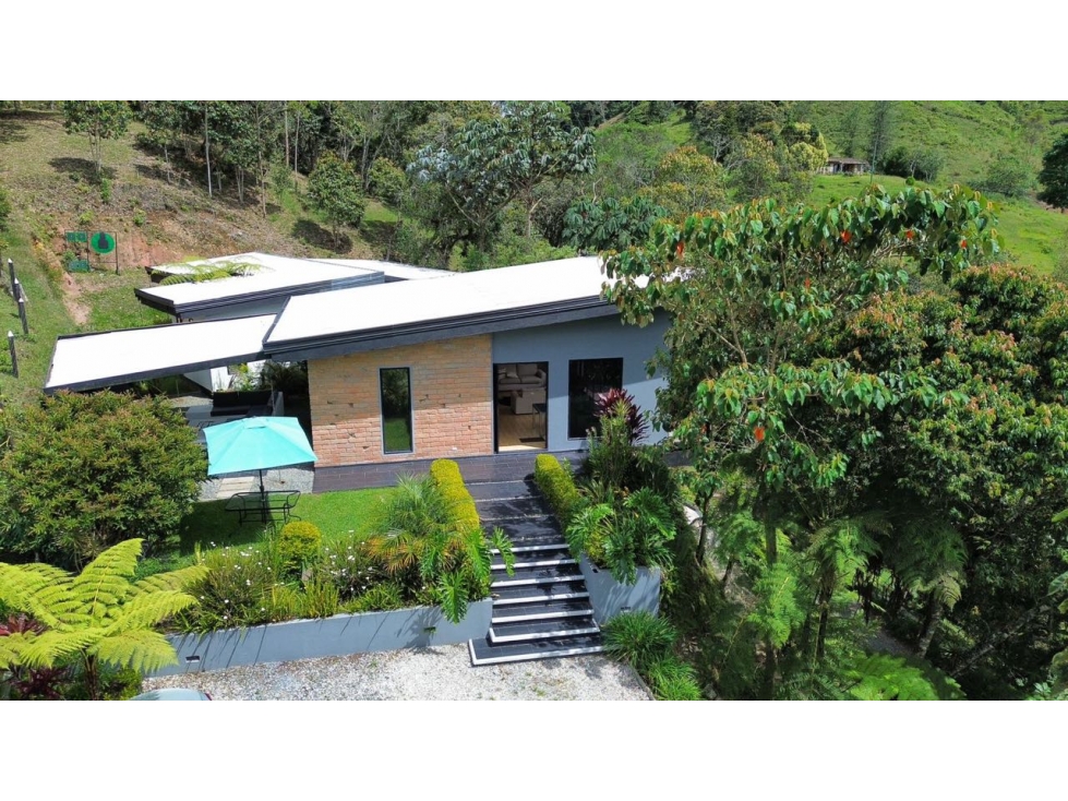 Casa campestre en venta en el retiro sector montesereno