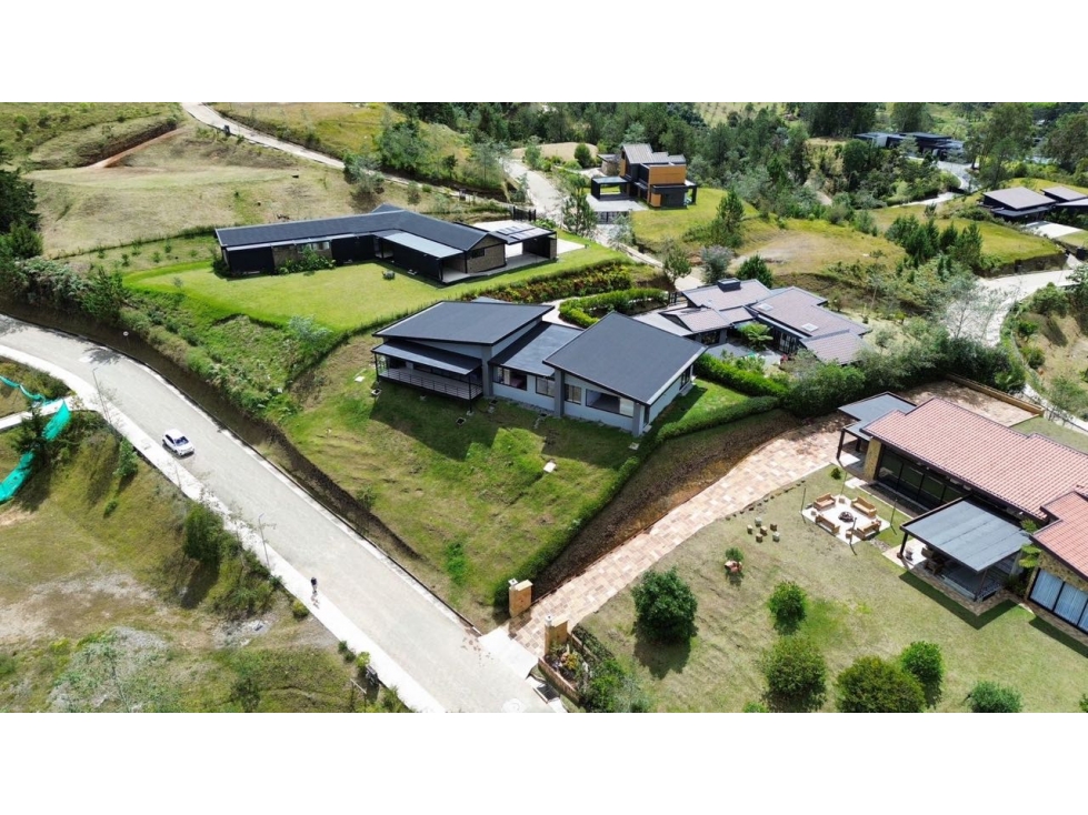CASA CAMPESTRE EN VENTA EN EXCLUSIVA PARCELACIÓN EL RETIRO, ANT. — foto 2