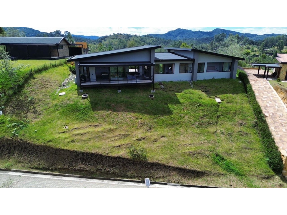 CASA CAMPESTRE EN VENTA EN EXCLUSIVA PARCELACIÓN EL RETIRO, ANT. — foto 3