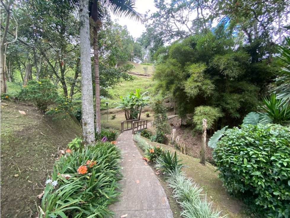 Casa campestre en venta en Parcelación cerrada , La Ceja — foto 2