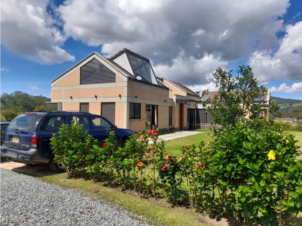 Casa campestre en venta en unidad cerrada via San Antonio la ceja — foto 2
