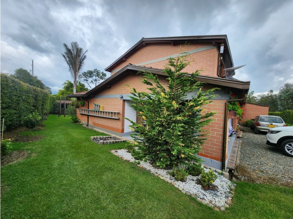 Casa campestre en venta en unidad cerrada en el alto de las palmas — foto 2