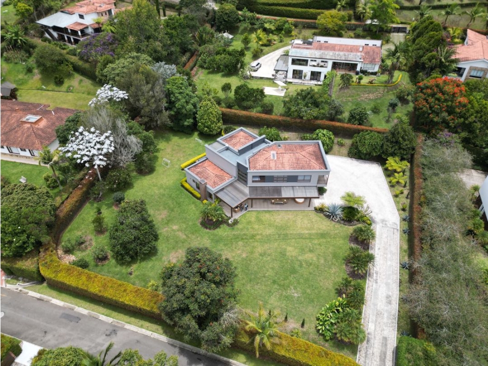 Casa campestre en venta en unidad cerrada vía San Antonio la ceja