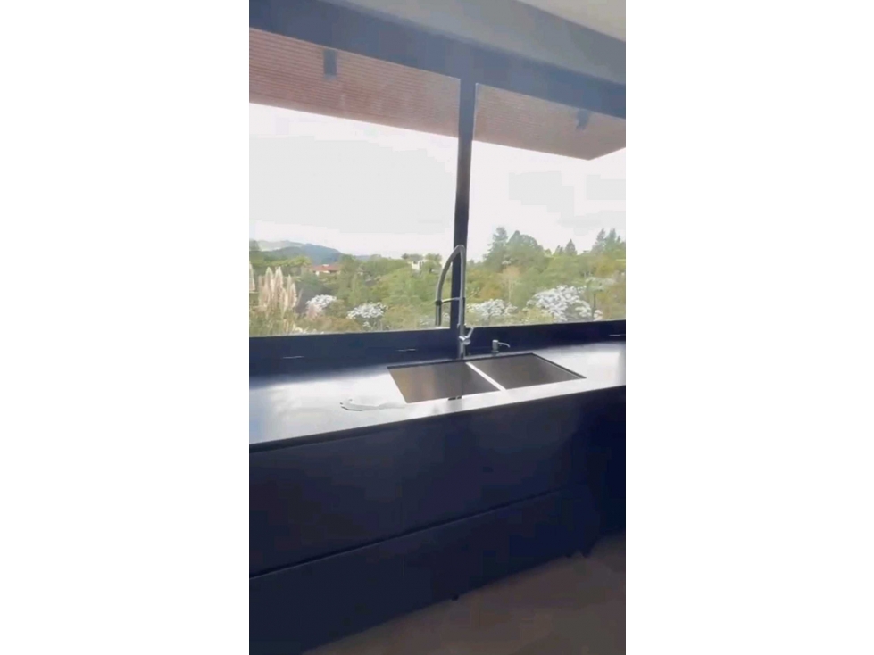 CASA CAMPESTRE EN VENTA ENVIGADO SECTOR ALTO DEL ESCOBERO (T) — foto 5