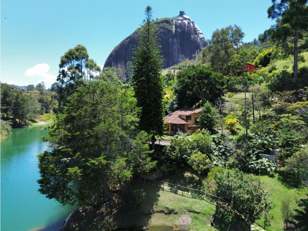 Casa campestre en venta Guatape Antioquía