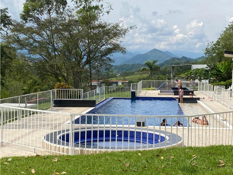 Casa campestre en venta km 47 Vía autopista Medellín - 3