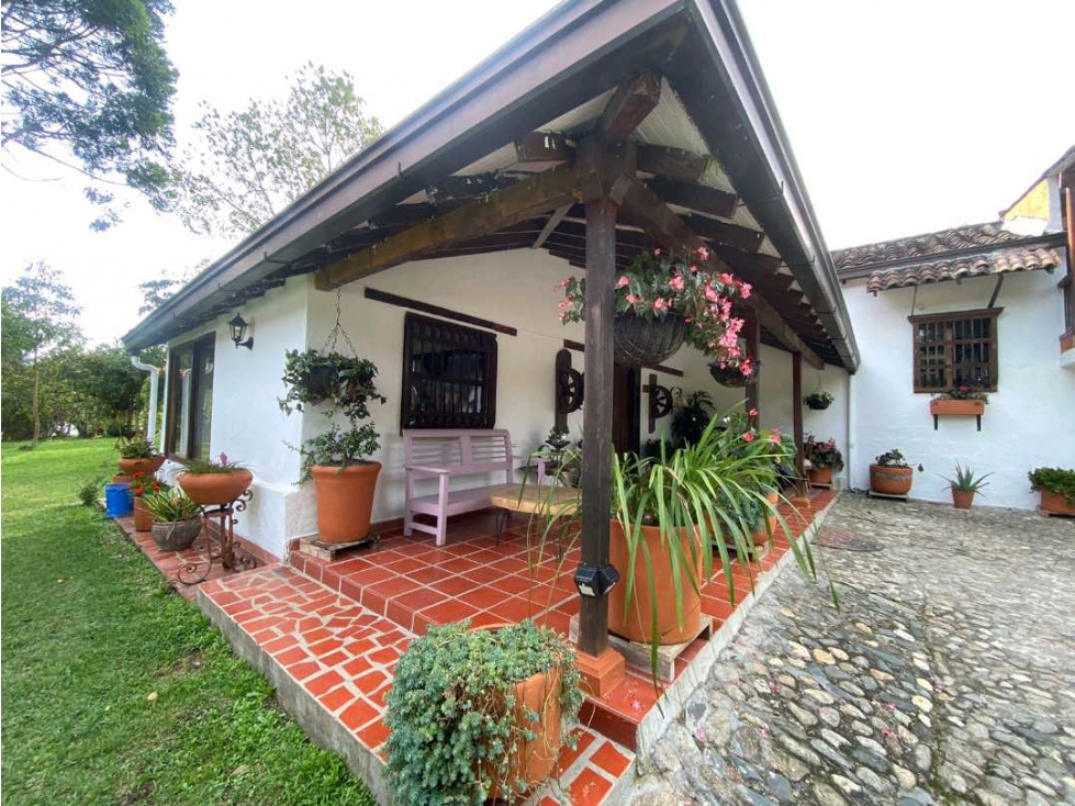 CASA CAMPESTRE EN VENTA LA CEJA