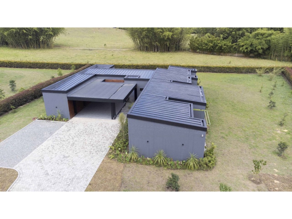 Casa campestre en venta Llanogrande