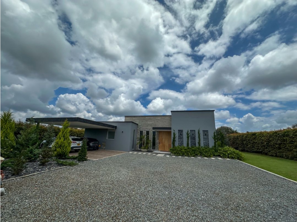 Casa campestre en venta Llanogrande