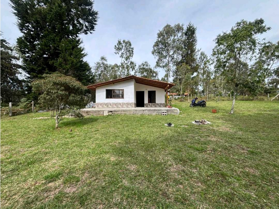 Casa Campestre en Venta - Piedra Gorda, Santa Elena