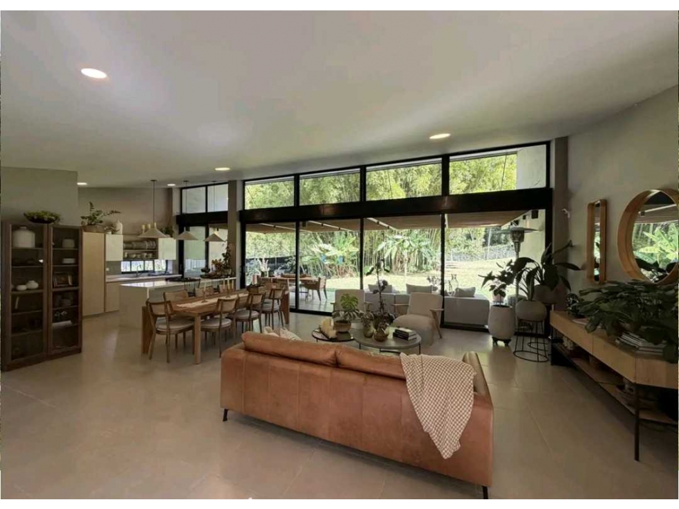 CASA CAMPESTRE EN VENTA RIONEGRO SECTOR QUIRAMA (T)