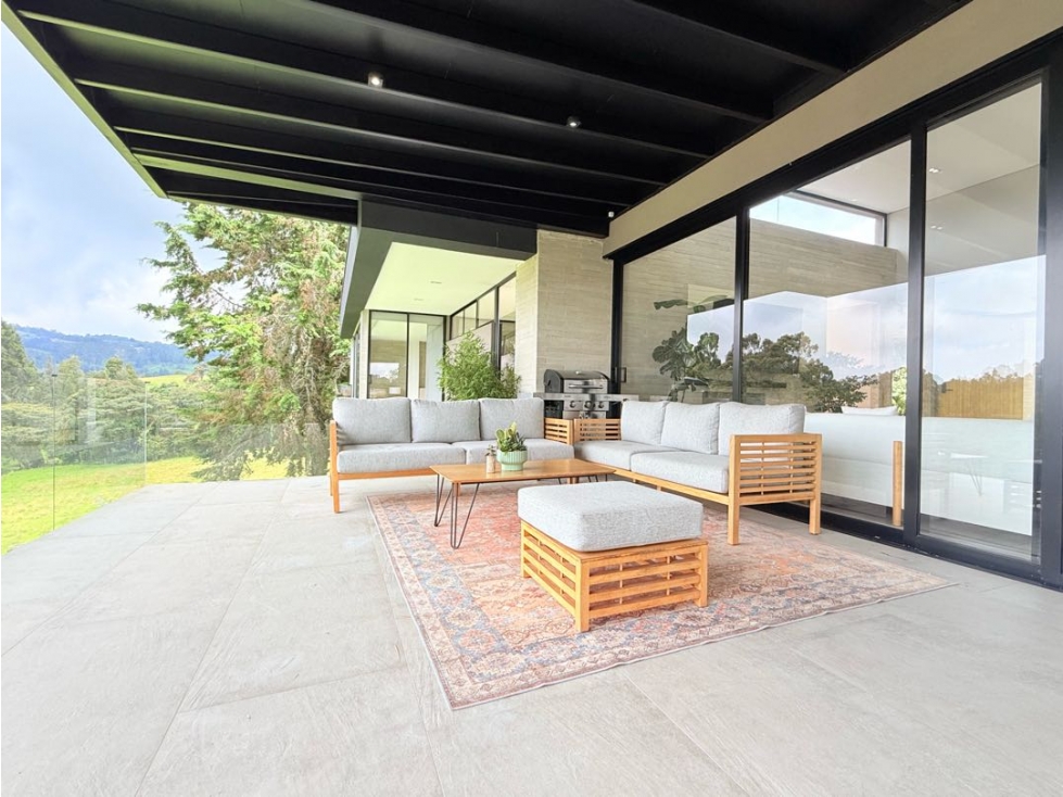 Casa Campestre en Venta, Sector Palmas Envigado — foto 4