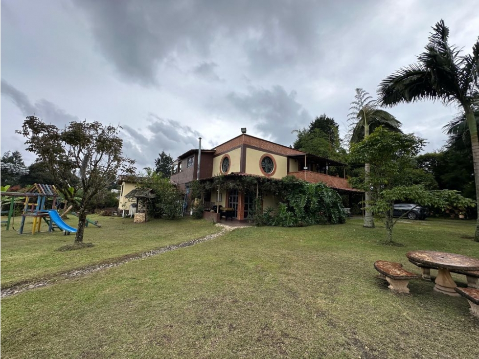 Casa campestre en venta ubicada en Guarne — foto 2