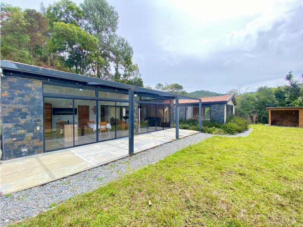 Casa para Arriendo Amoblado en Medellín Las Palmas — foto 2