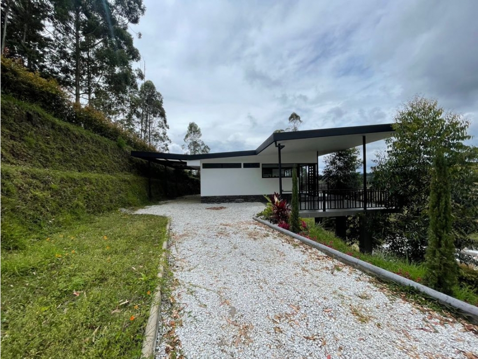 Casa campestre en venta-Sector aeropuerto
