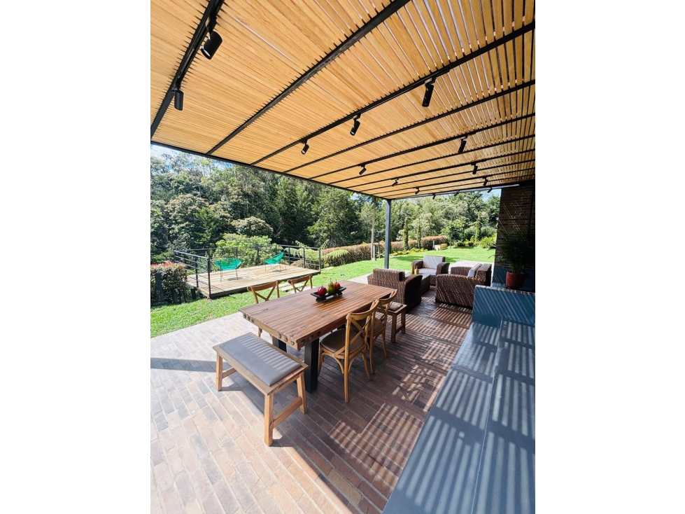 Casa campestre estilo industrial vía San Antonio la Ceja [cm] — foto 4