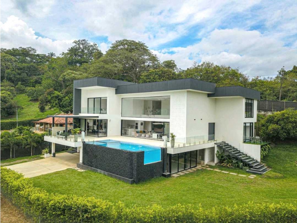 Casa Campestre exclusiva a 15 minutos de Cali