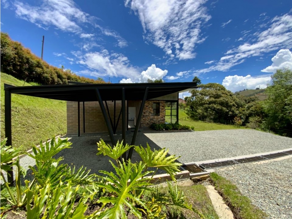 Venta Casa Campestre NUEVA Independiente El Retiro